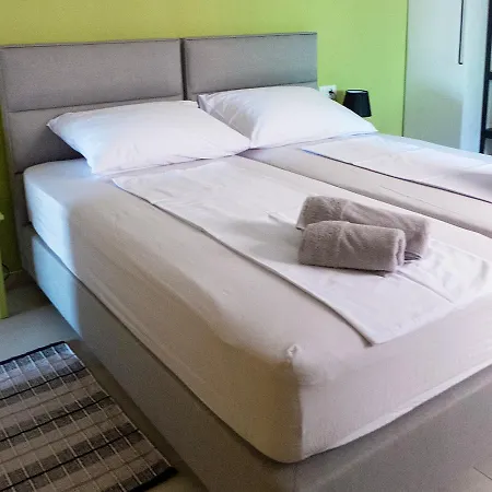 Apartmán By The Sea Marusici (Split-Dalmatia)