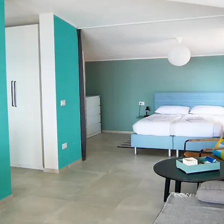 By The Sea Apartment *